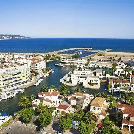 Fuer 3 Personen - 1 Kind Ca- 40 M² In Empuriabrava- Katalonien - Costa Brav By Interhome Empuriabrava